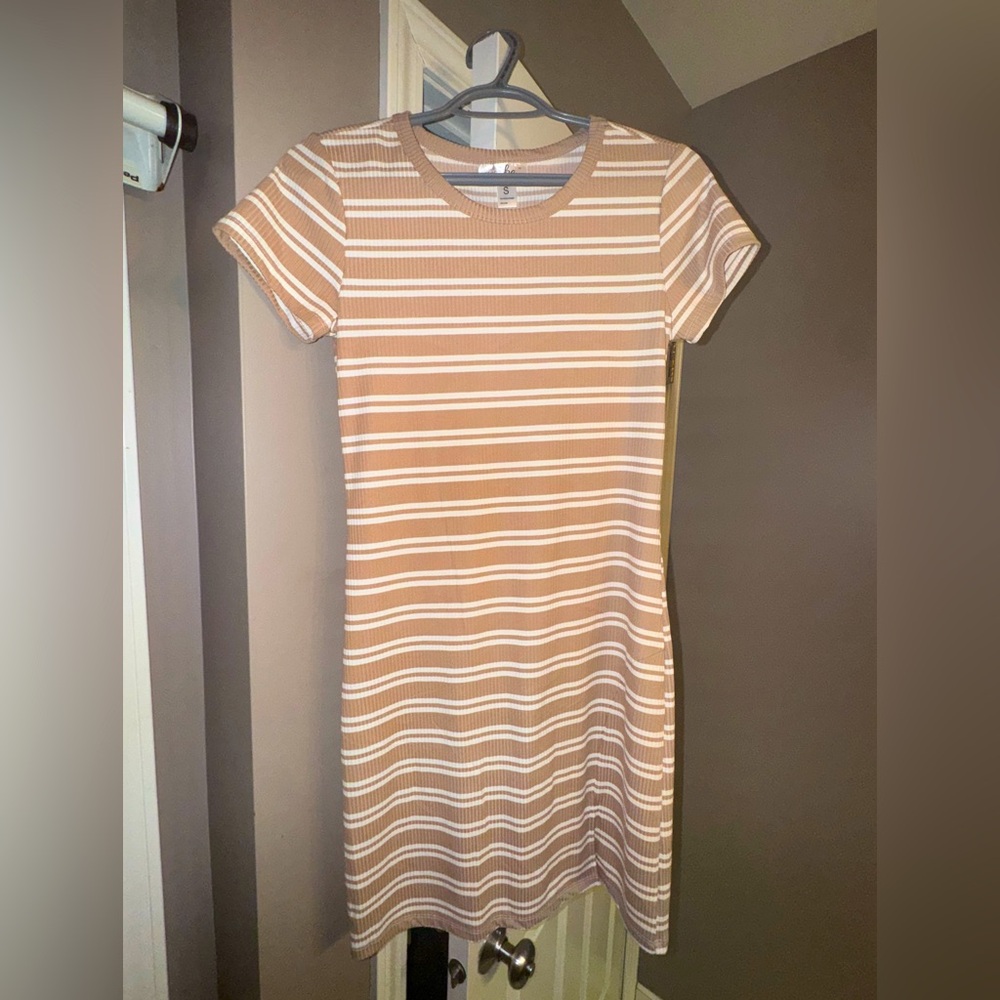 Striped Ribbed Dress - Picture 3 of 3